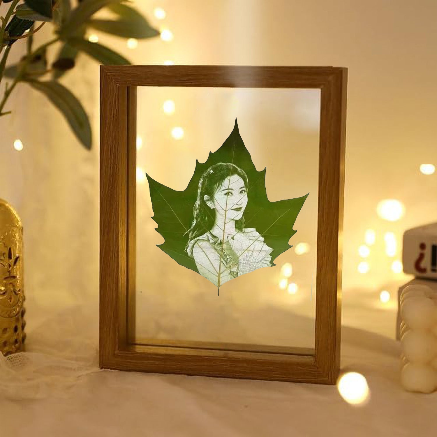 Sycamore Leaf Carving Photo with Rectangular Frame-BoBo Craft